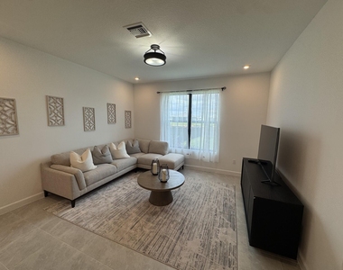14083 Sw Thorens Drive - Photo Thumbnail 31