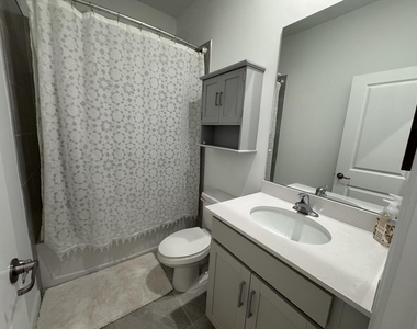 14083 Sw Thorens Drive - Photo Thumbnail 23