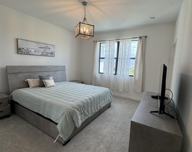 14083 Sw Thorens Drive - Photo Thumbnail 13