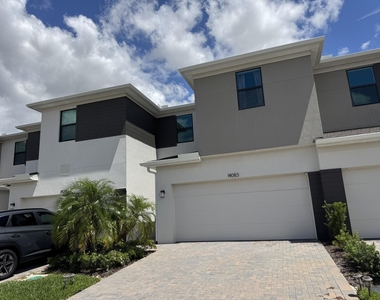 14083 Sw Thorens Drive - Photo Thumbnail 33