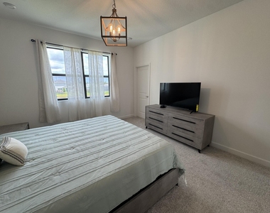 14083 Sw Thorens Drive - Photo Thumbnail 34