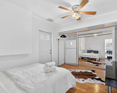 1123 Se 2nd Avenue - Photo Thumbnail 11