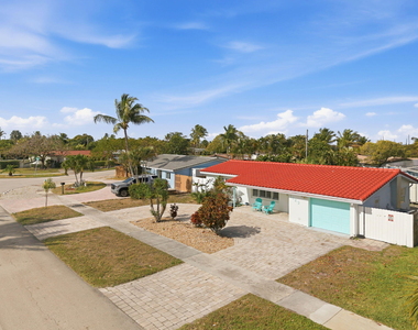 1123 Se 2nd Avenue - Photo Thumbnail 43