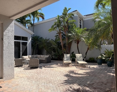 4285 Nw 62nd Road - Photo Thumbnail 1