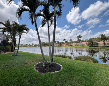 6532 Se Broadmoor Lane - Photo Thumbnail 4