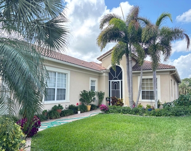 6532 Se Broadmoor Lane - Photo Thumbnail 1
