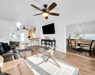 2317 N Ocean Boulevard E - Photo Thumbnail 5