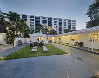 2307 N Ocean Boulevard - Photo Thumbnail 1