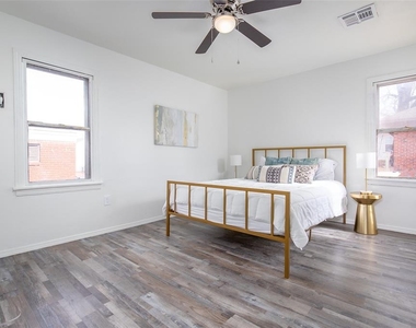 4602 N Classen Boulevard - Photo Thumbnail 5