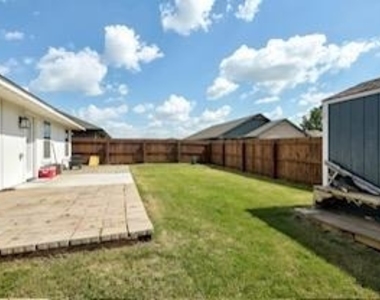 11652 Sw 12th Street - Photo Thumbnail 9