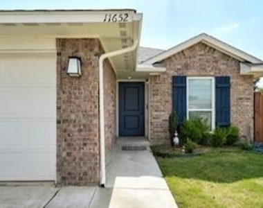 11652 Sw 12th Street - Photo Thumbnail 1