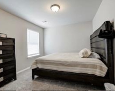 11652 Sw 12th Street - Photo Thumbnail 4