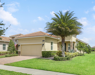 20037 Sw Caserta Way - Photo Thumbnail 31