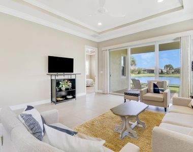 20037 Sw Caserta Way - Photo Thumbnail 17