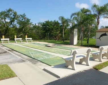 1600 Ne Dixie Highway - Photo Thumbnail 30