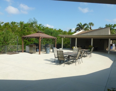1600 Ne Dixie Highway - Photo Thumbnail 29