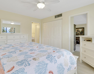 1600 Ne Dixie Highway - Photo Thumbnail 19