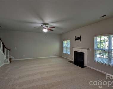4848 Pepper Drive - Photo Thumbnail 3