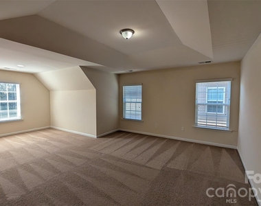4848 Pepper Drive - Photo Thumbnail 12