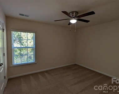 4848 Pepper Drive - Photo Thumbnail 17