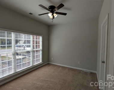 4848 Pepper Drive - Photo Thumbnail 6