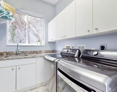 11910 Osprey Point Circle - Photo Thumbnail 18
