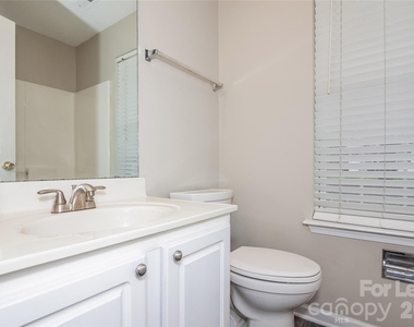3361 Hunting Wood Court - Photo Thumbnail 13