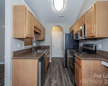 3361 Hunting Wood Court - Photo Thumbnail 3