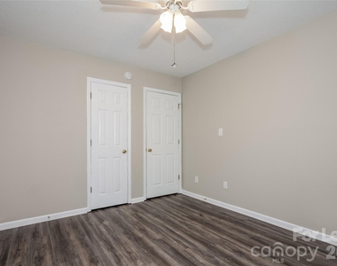 3361 Hunting Wood Court - Photo Thumbnail 11