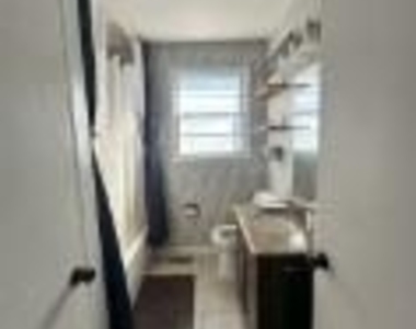 400 Wesley Drive - Photo Thumbnail 2
