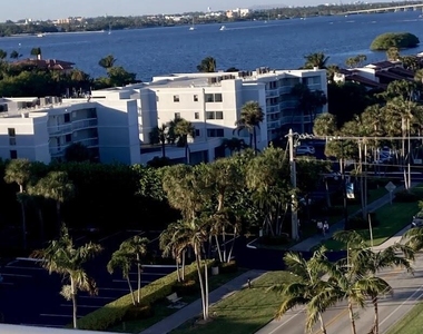 3540 S Ocean Boulevard - Photo Thumbnail 2