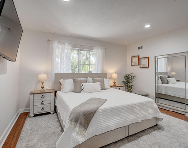 525 Bayfront Drive - Photo Thumbnail 18