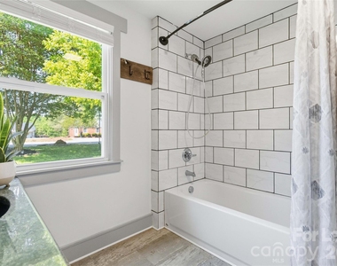 20618 Cornelius Court - Photo Thumbnail 23
