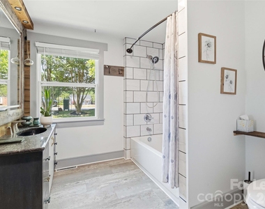 20618 Cornelius Court - Photo Thumbnail 21