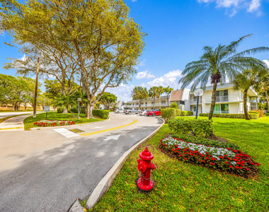 4261 W Palm Aire Drive - Photo Thumbnail 33