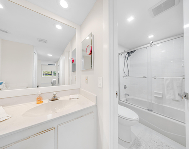 4261 W Palm Aire Drive - Photo Thumbnail 30