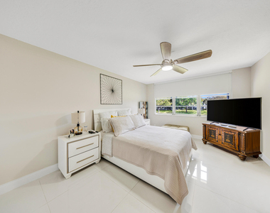 4261 W Palm Aire Drive - Photo Thumbnail 26