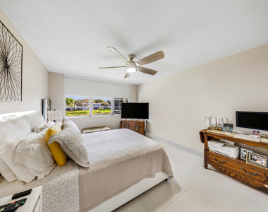 4261 W Palm Aire Drive - Photo Thumbnail 27