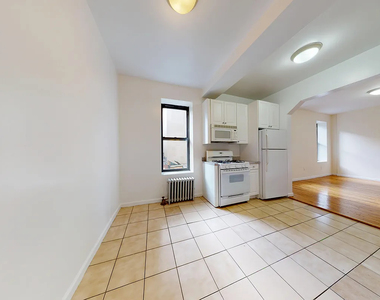 East 38th Street - Photo Thumbnail 4