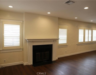 1323 N Cherokee Avenue - Photo Thumbnail 9