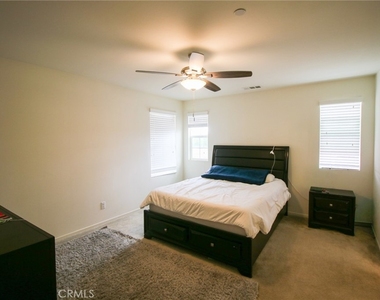 30346 Village Knoll Drive - Photo Thumbnail 6