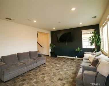 30346 Village Knoll Drive - Photo Thumbnail 3