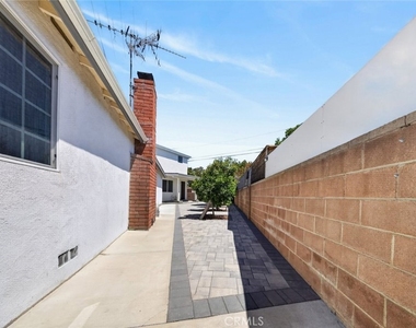 14827 Dearborn Street - Photo Thumbnail 37