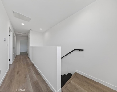 14827 Dearborn Street - Photo Thumbnail 23