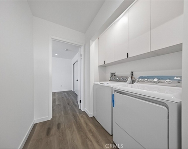 14827 Dearborn Street - Photo Thumbnail 27