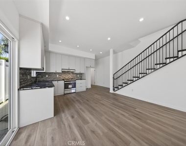 14827 Dearborn Street - Photo Thumbnail 12