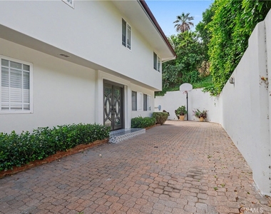 24060 Hatteras Street - Photo Thumbnail 49