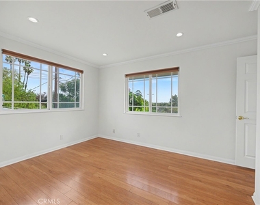 24060 Hatteras Street - Photo Thumbnail 39