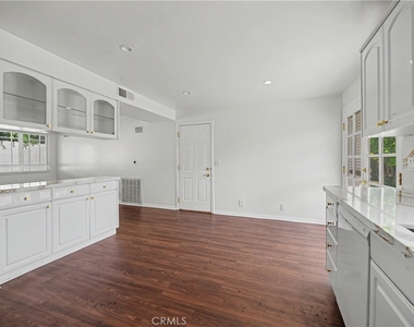 24060 Hatteras Street - Photo Thumbnail 21