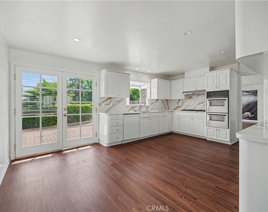 24060 Hatteras Street - Photo Thumbnail 15